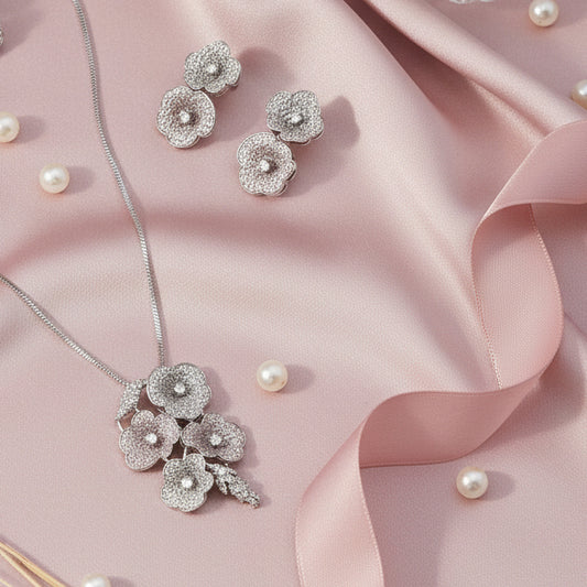 Chandrika Blossom Set