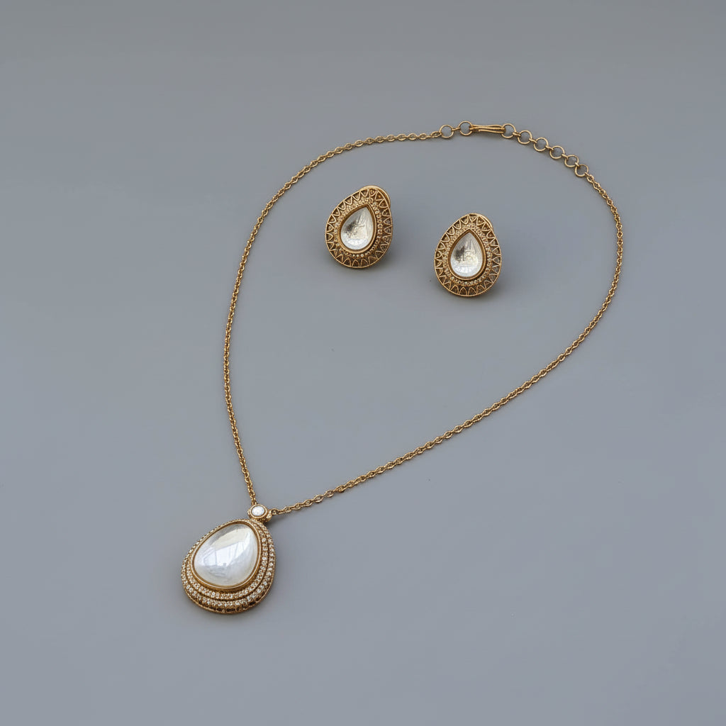 Teardrop Elegance Pendant Set