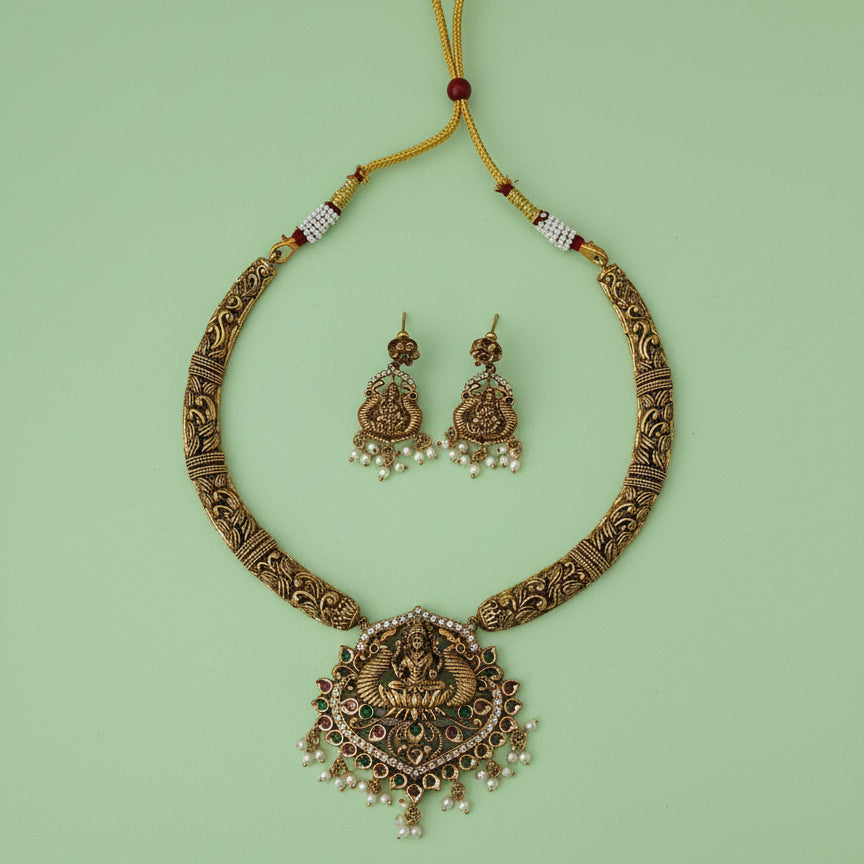 Laxmi Vilas Necklace Set - Gold