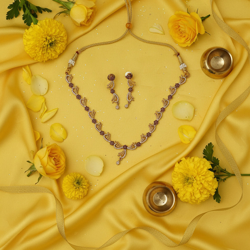 Liyana Leaf Trail Set - Gold, White &  Maroon