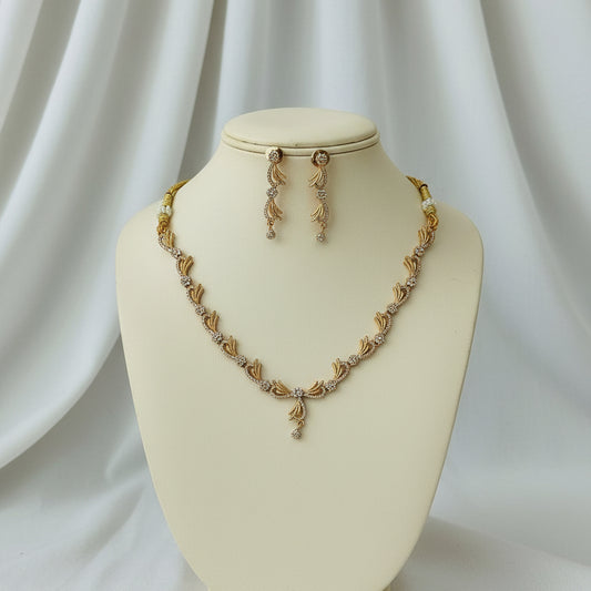 Liyana Leaf Trail Set - Gold & White