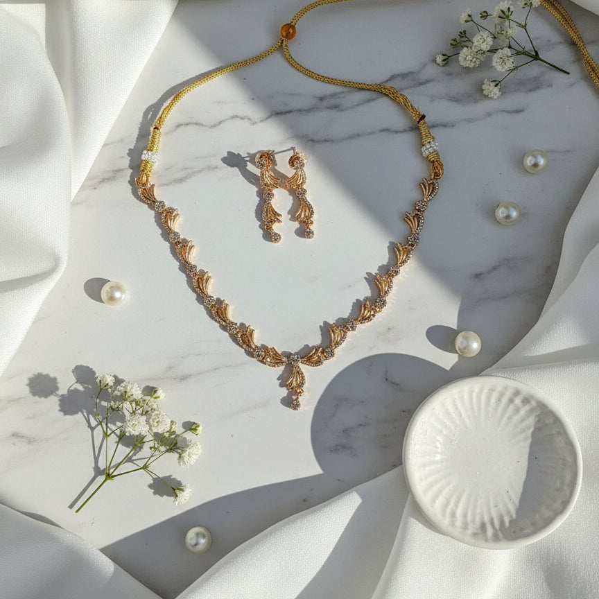 Liyana Leaf Trail Set - Gold & White