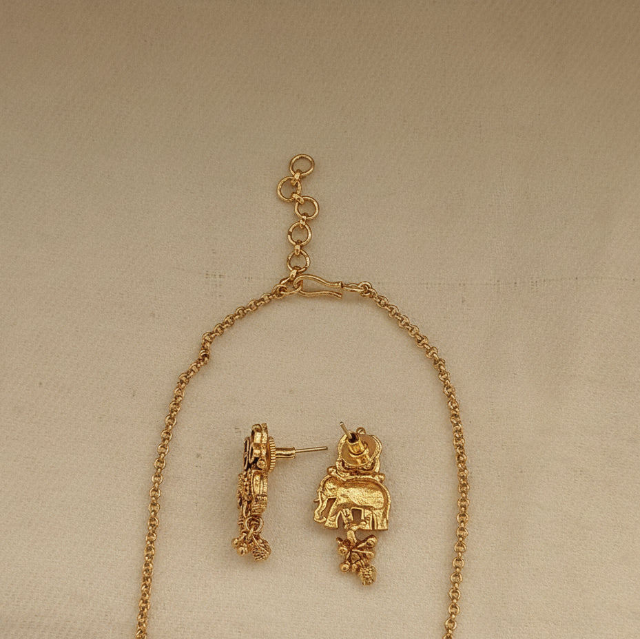 Rajwada Charm Necklace Set - Gold