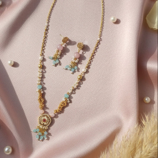 Saanjh Phool Set - Gold retake photo of this product - Jewel Katha