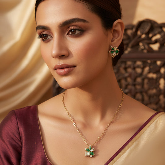 Green Clover  Set with Golden Chain