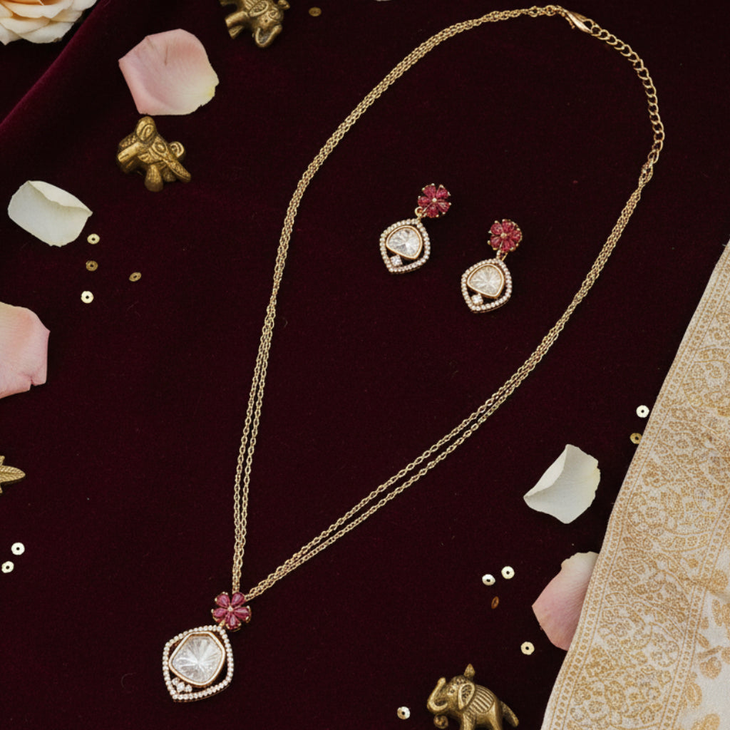 Laal Pushp Radiance Set