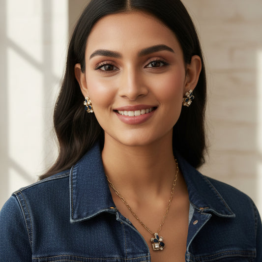 Blue Clover Set with Golden Chain