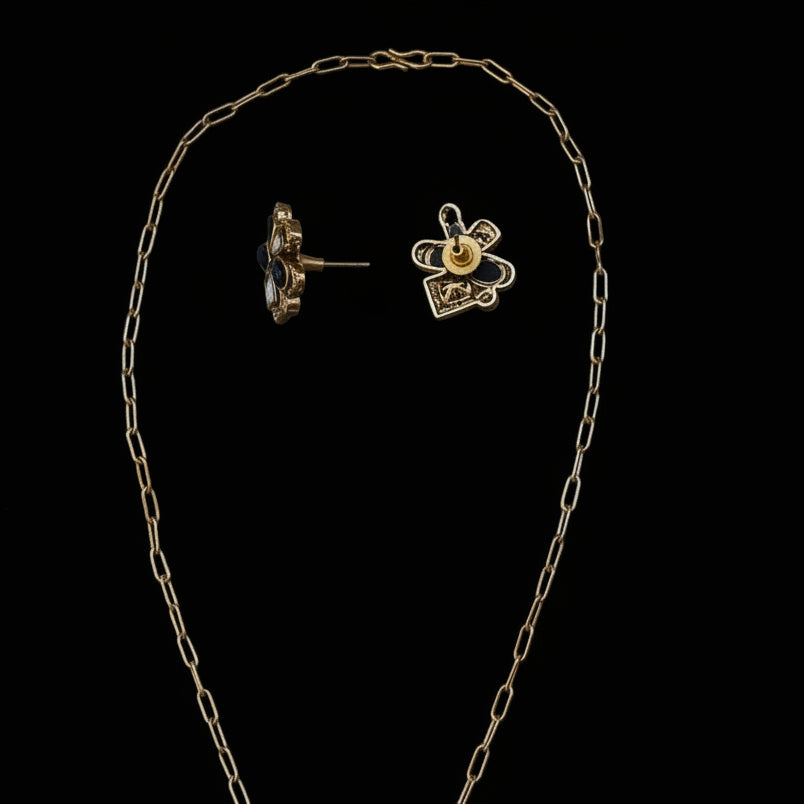 Blue Clover Set with Golden Chain