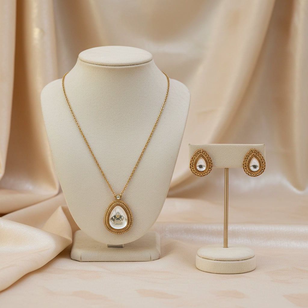 Teardrop Elegance Pendant Set